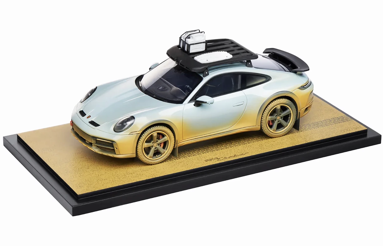 1/18 - 911 Dakar AHEAD Scale Model : Suncoast Porsche Parts